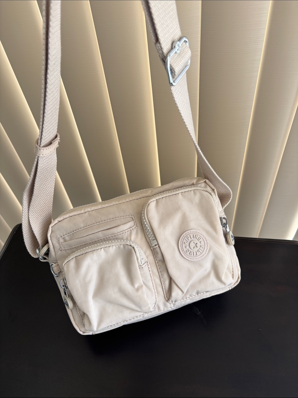 Kipling Beige Cream Crossbody Small Bag Pocket function / detail Like New